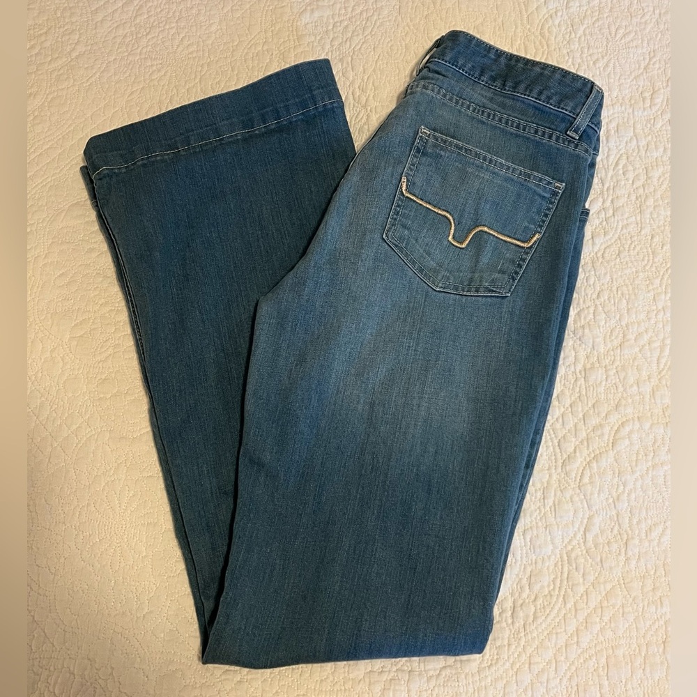 Kimes Ranch Lola SoHo Fade Medium Wash Trouser Flare Jeans Women’s Size 10x32